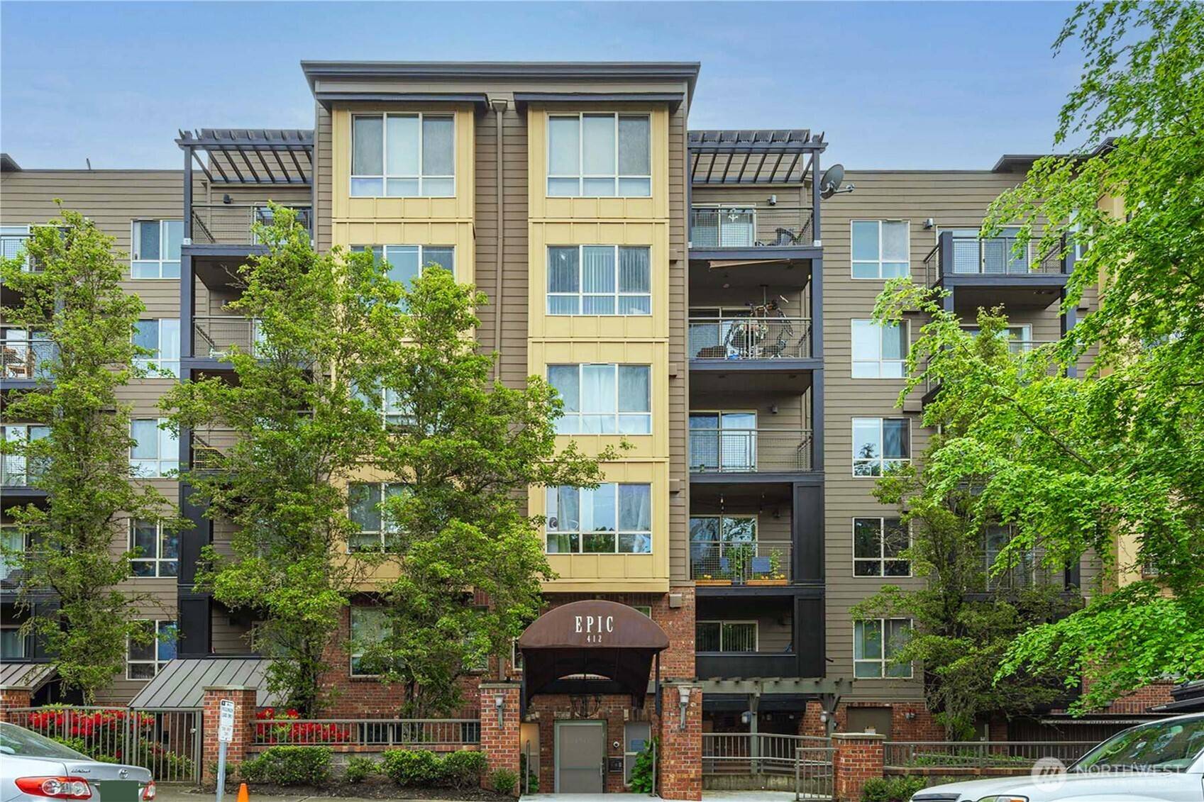 Seattle, WA 98122,412 11th Ave Unit 105