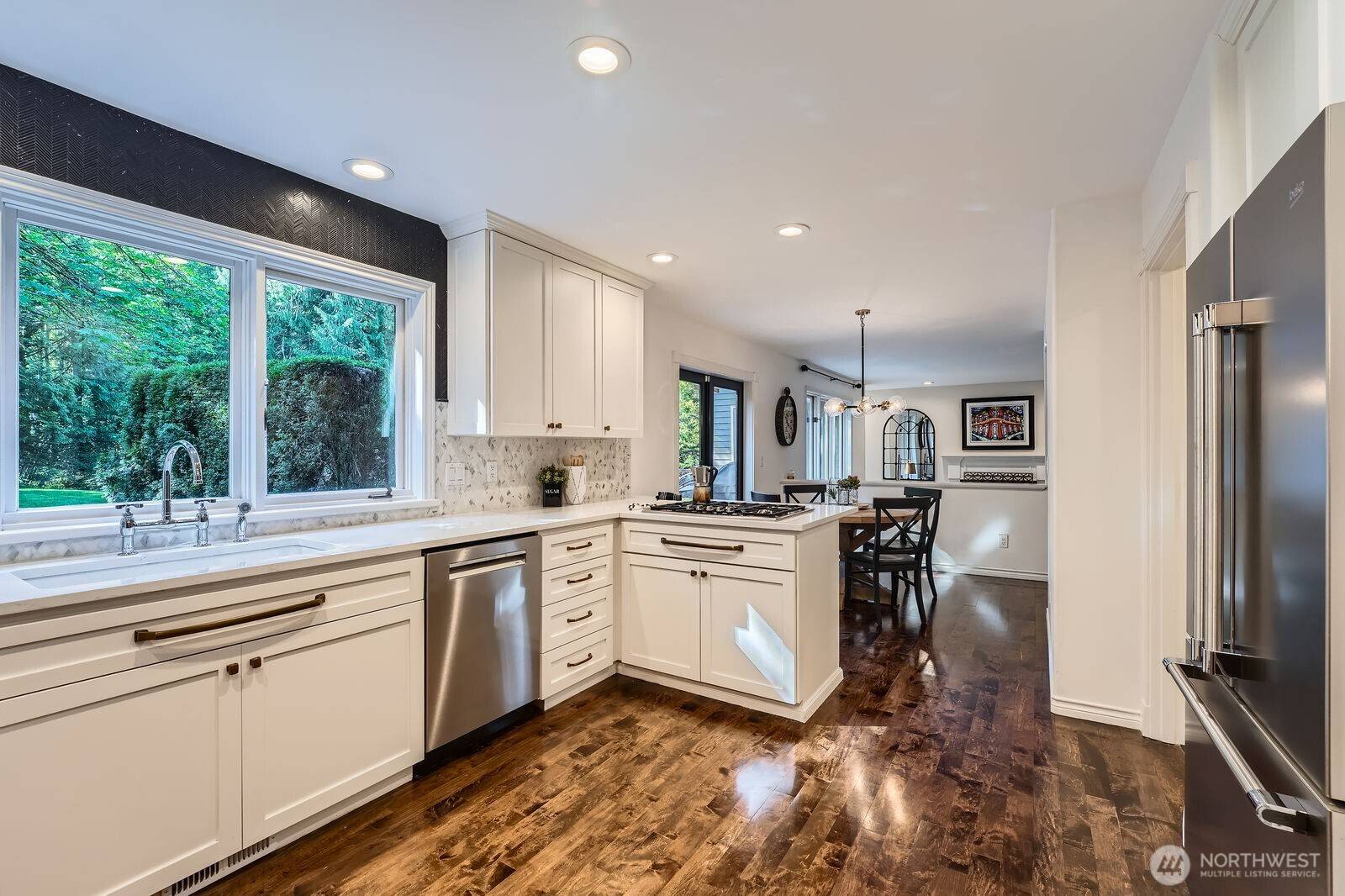 Sammamish, WA 98074,3123 240th AVE NE
