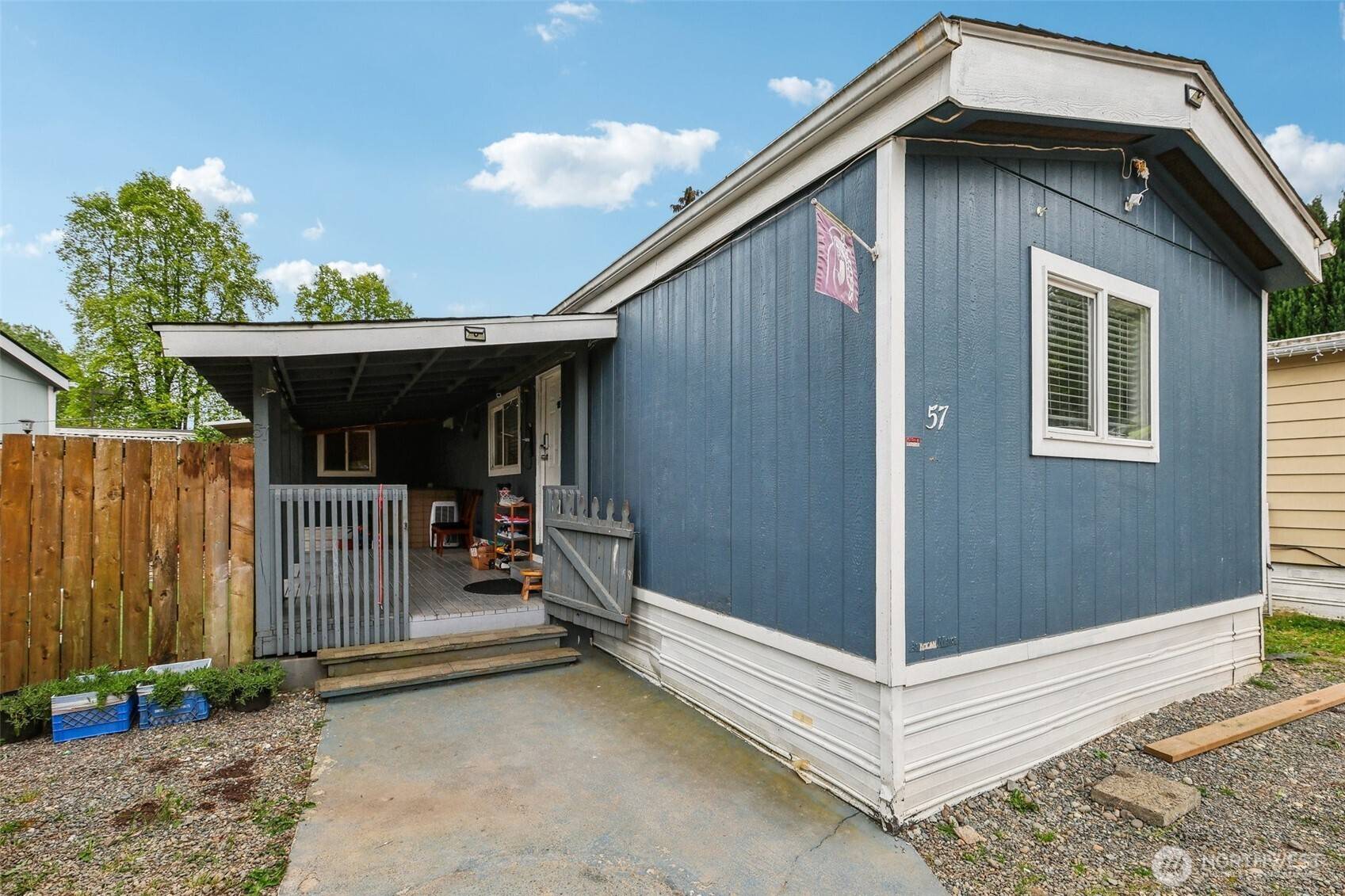 Kent, WA 98032,827 W Valley HWY #57