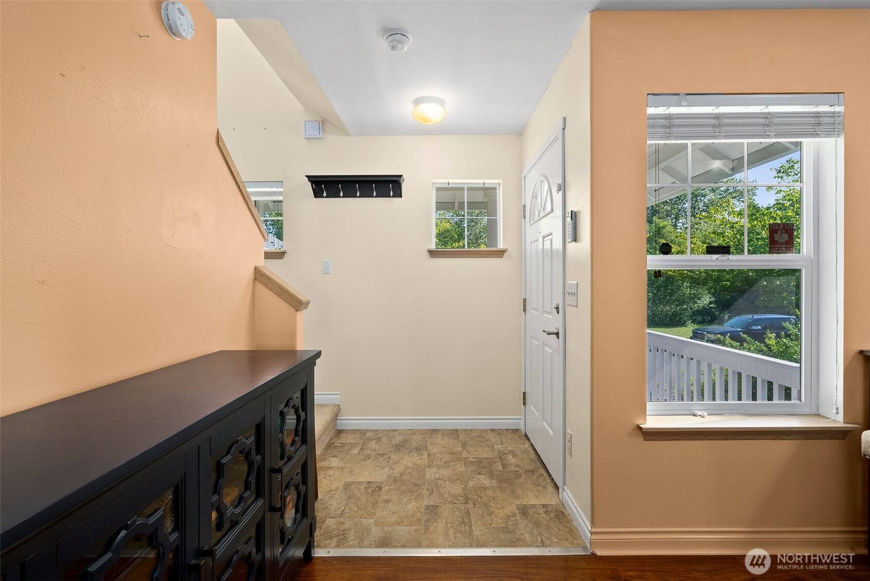 Tacoma, WA 98404,3796 E R ST