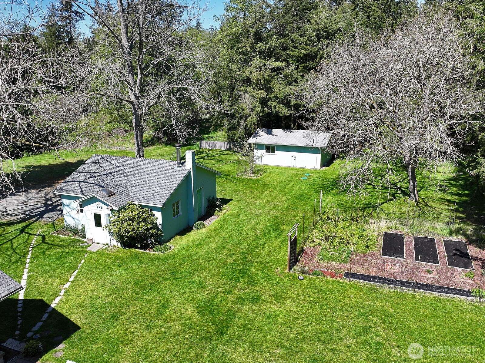 Greenbank, WA 98253,397 Lagoon Point RD