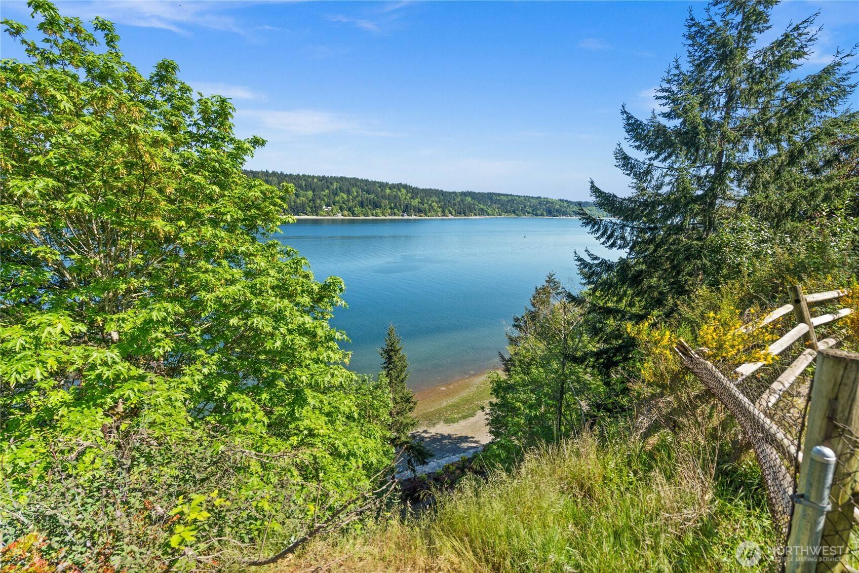 Bremerton, WA 98311,7295 Navajo TRL NE