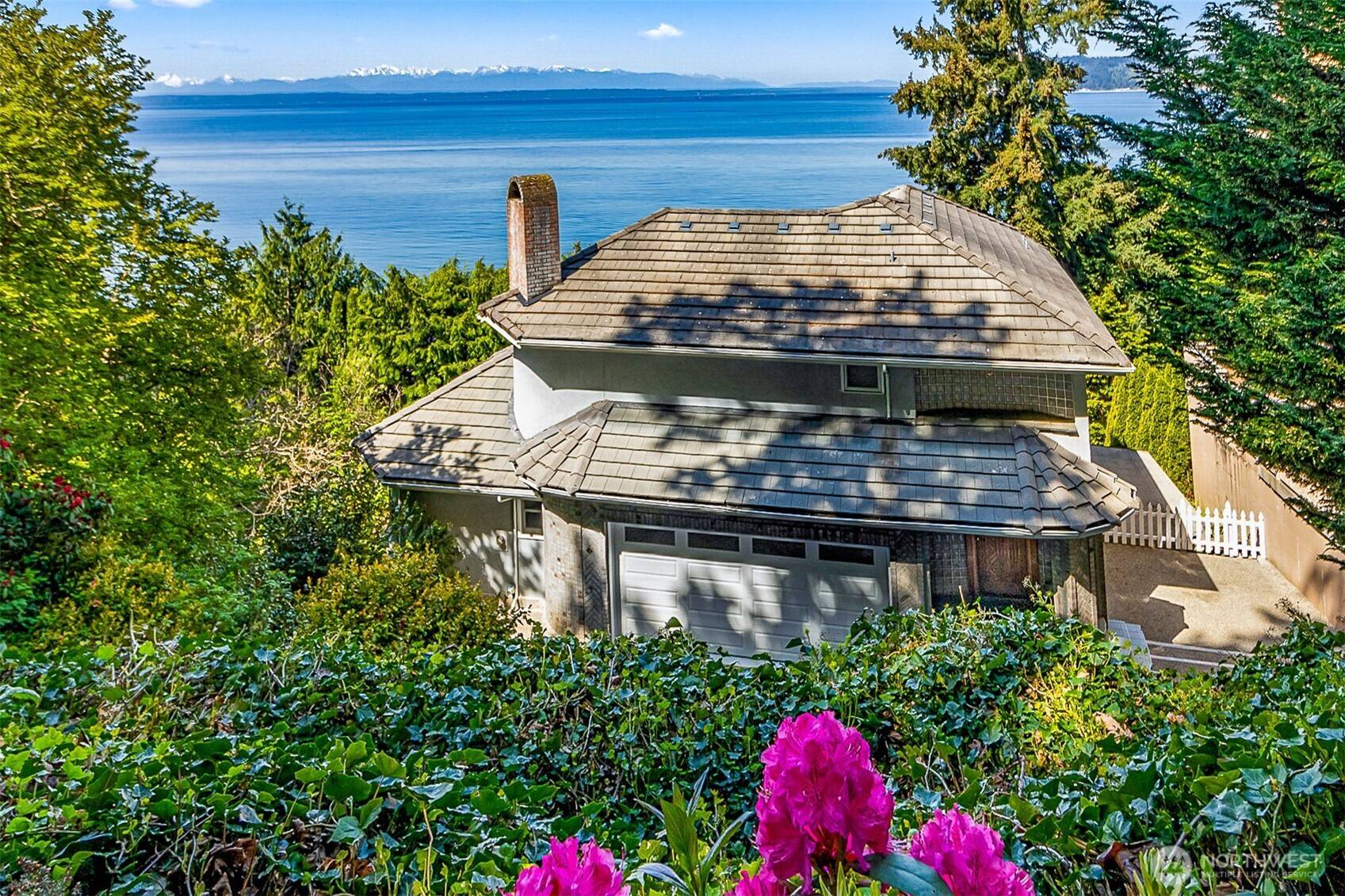 Edmonds, WA 98026,12028 Possession LN