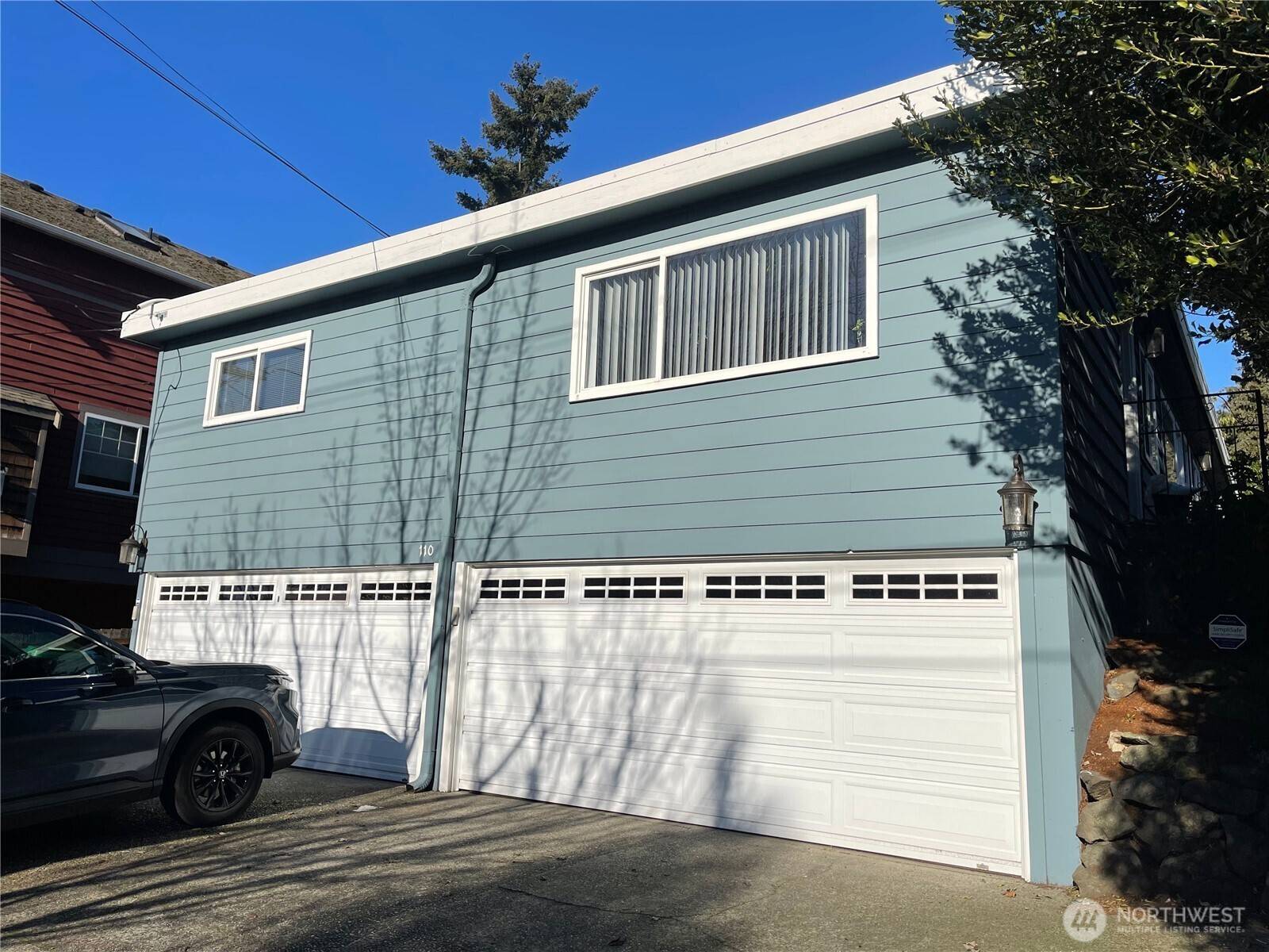 Seattle, WA 98107,110 NW 39th ST