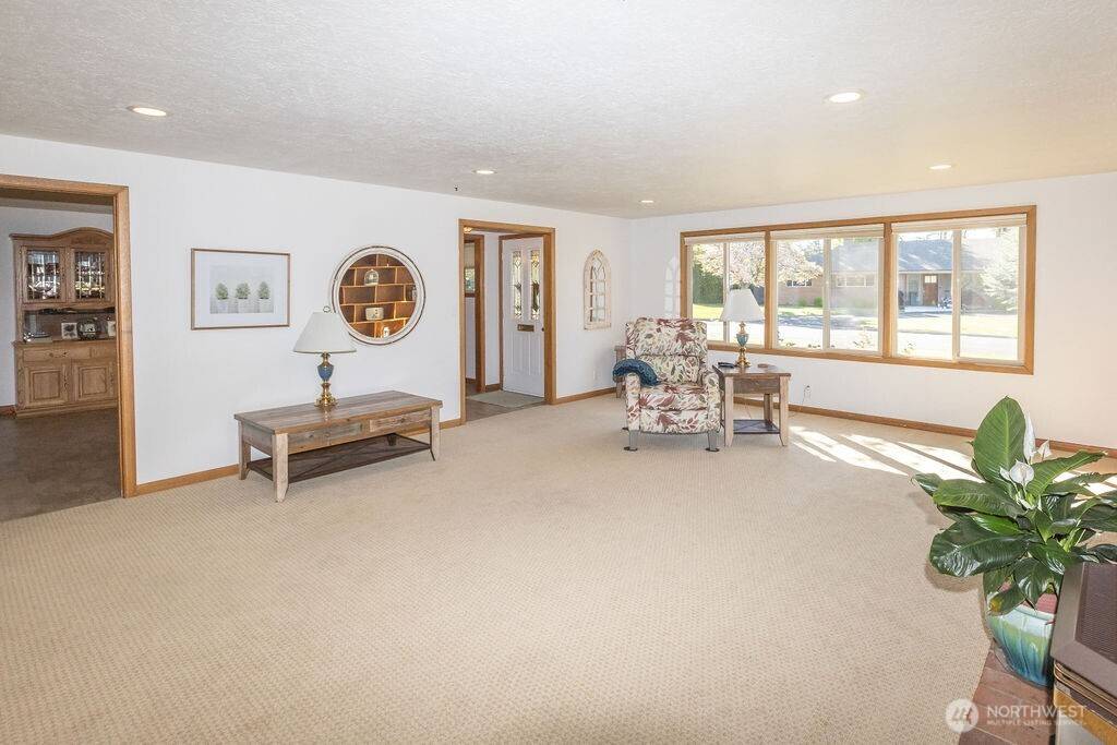 Walla Walla, WA 99362,105 Edwards DR