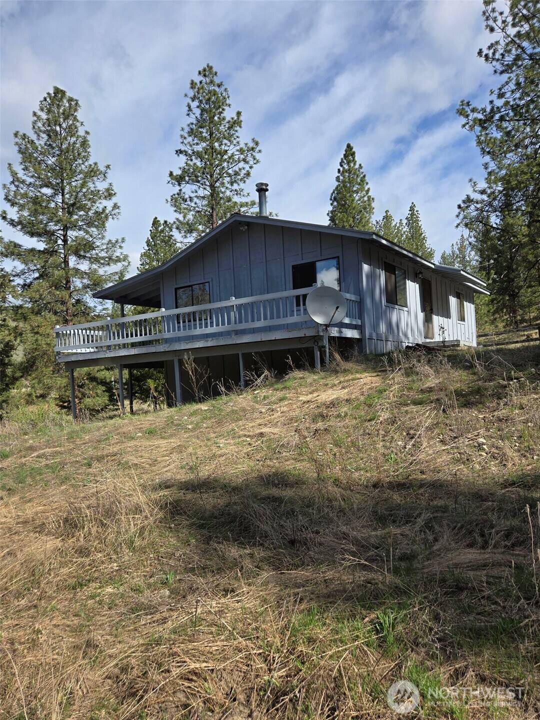Tonasket, WA 98855,117 Squirrel RD