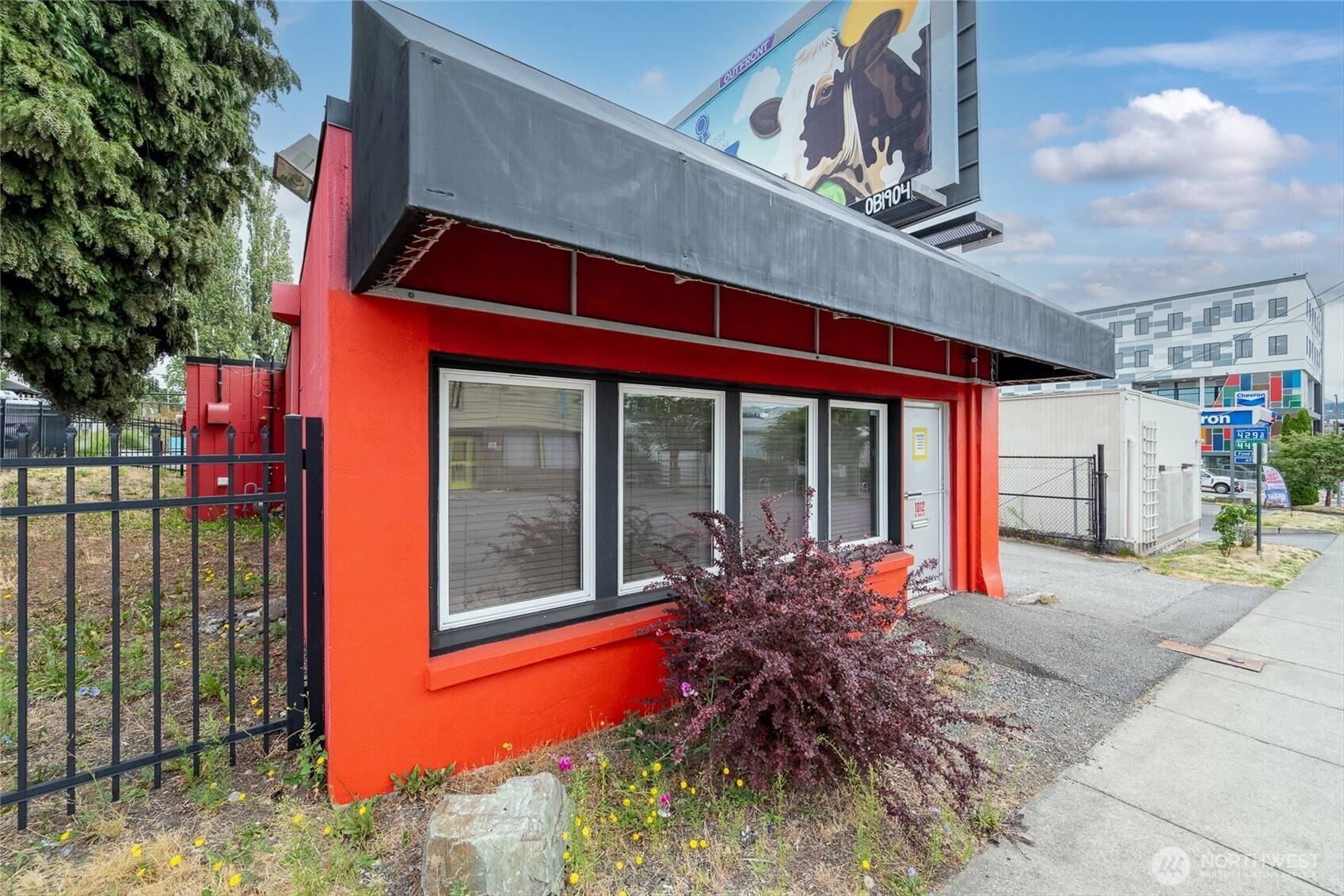 Bellingham, WA 98225,1012 W Holly ST