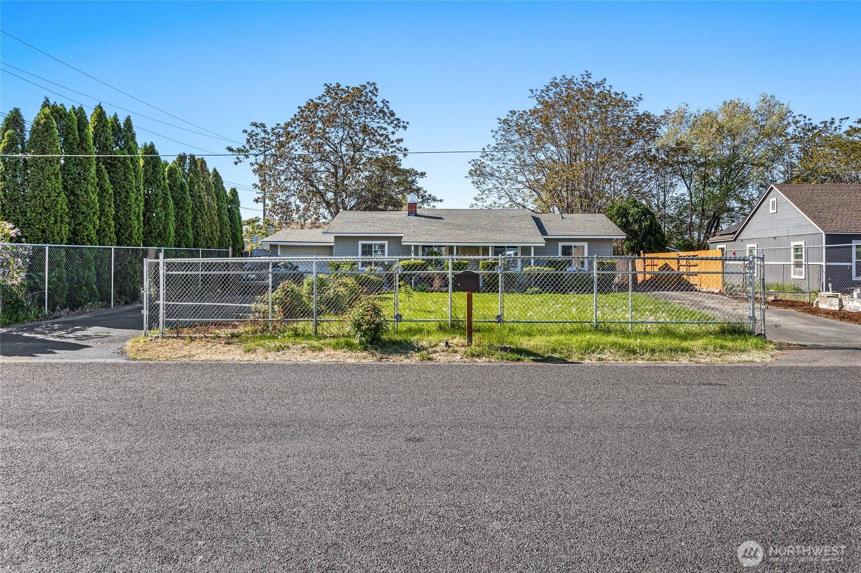 Yakima, WA 98902,1510 Hathaway ST