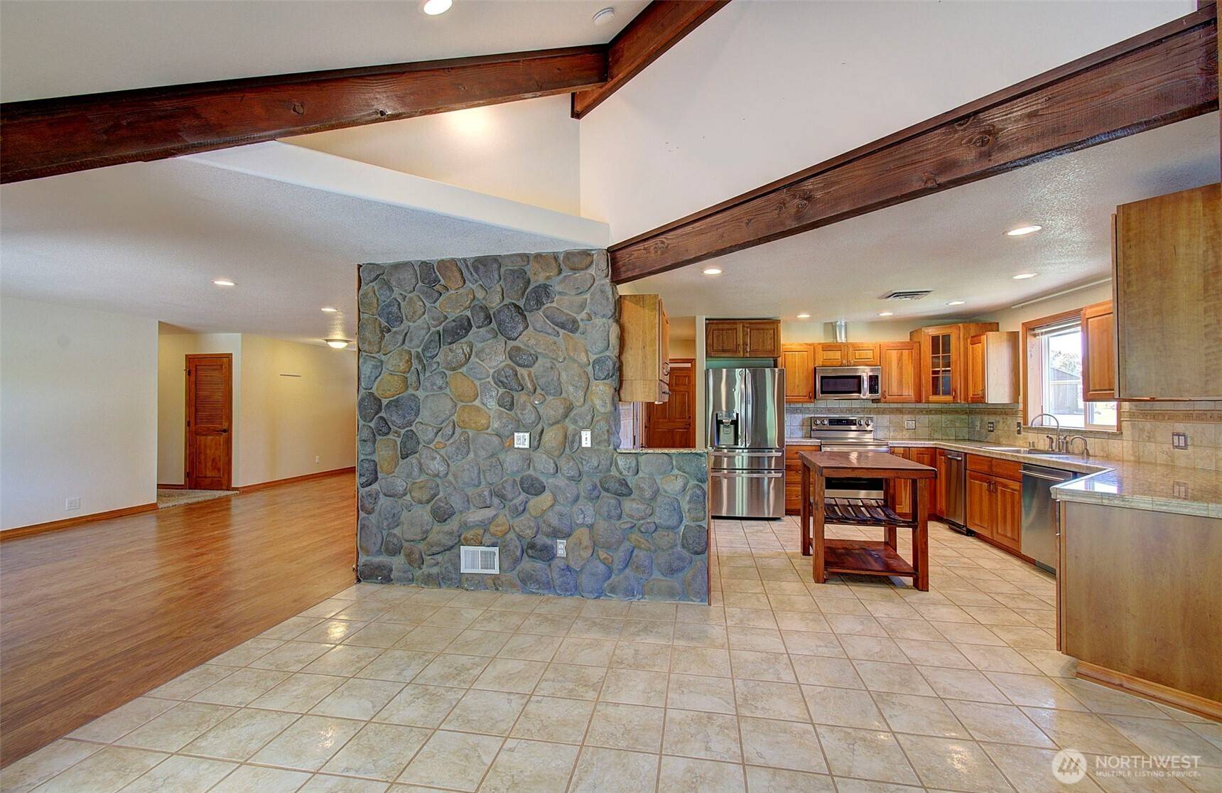 Chehalis, WA 98532,461 35 E Avery RD