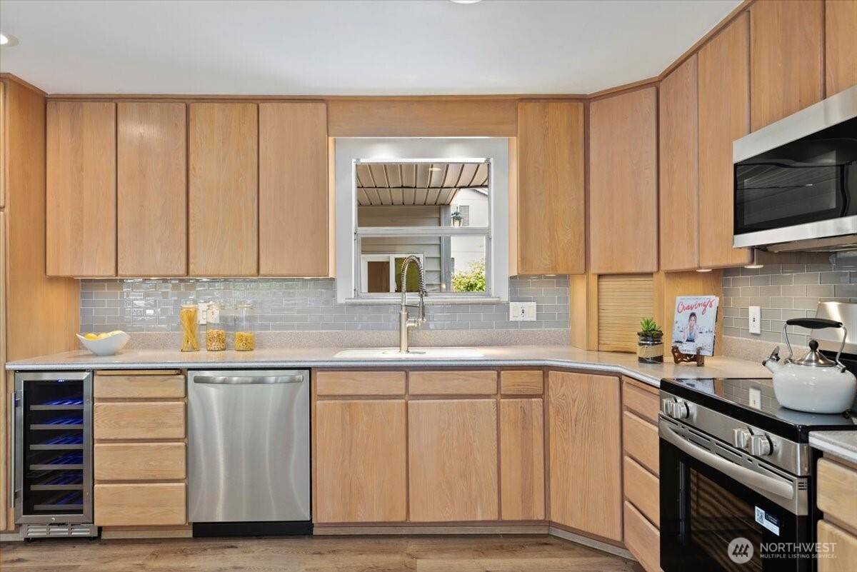 Renton, WA 98055,11404 SE 186th ST
