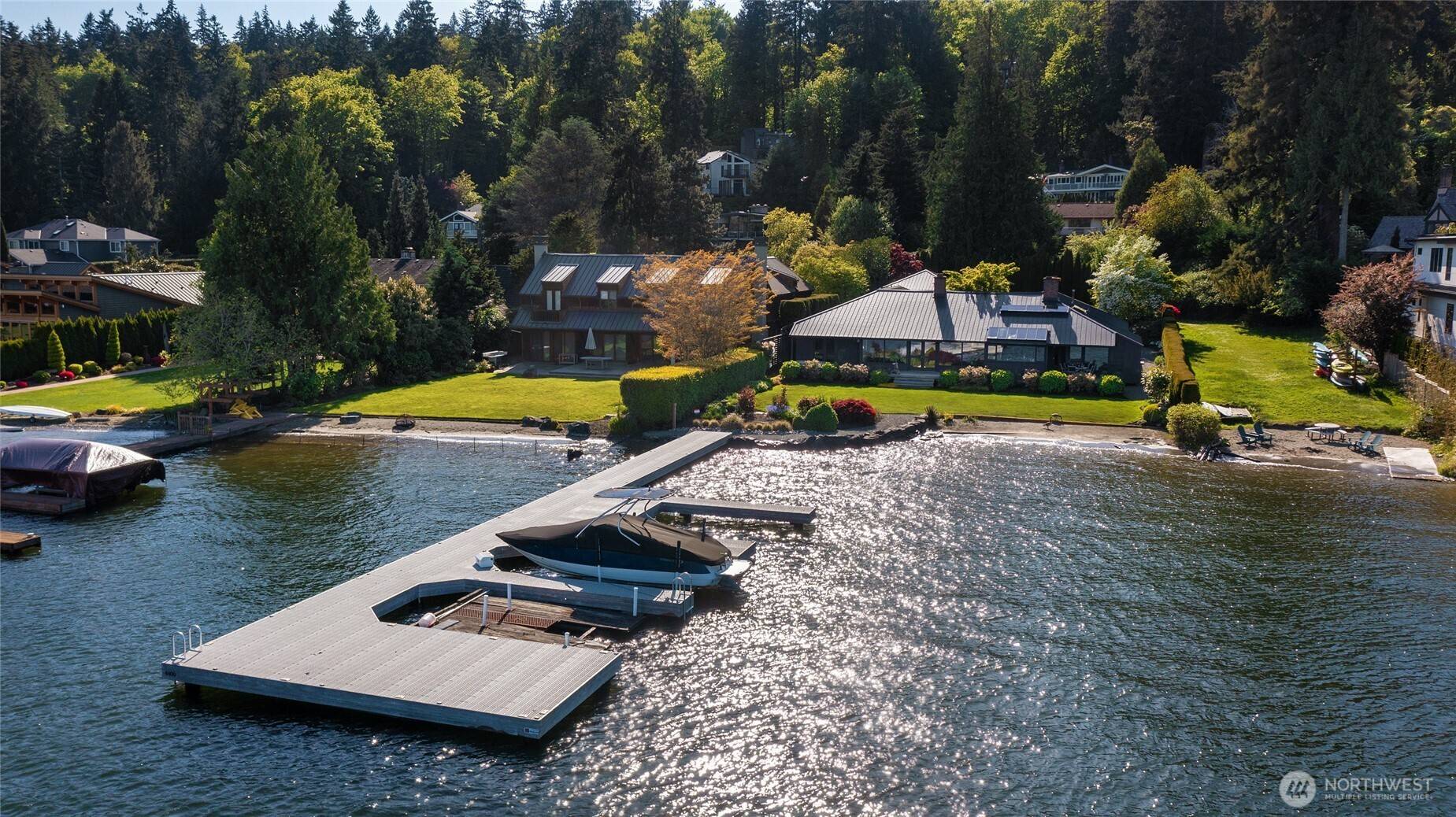 Mercer Island, WA 98040,4400 East Mercer WAY