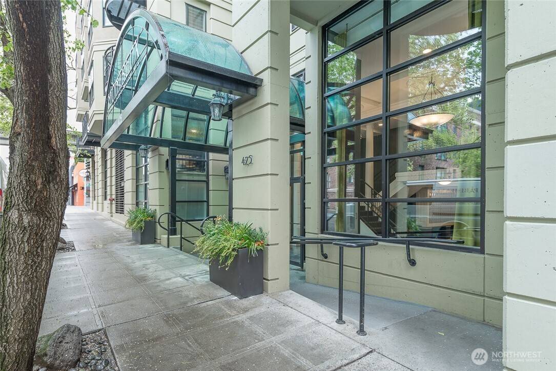 Seattle, WA 98121,425 Vine ST #721