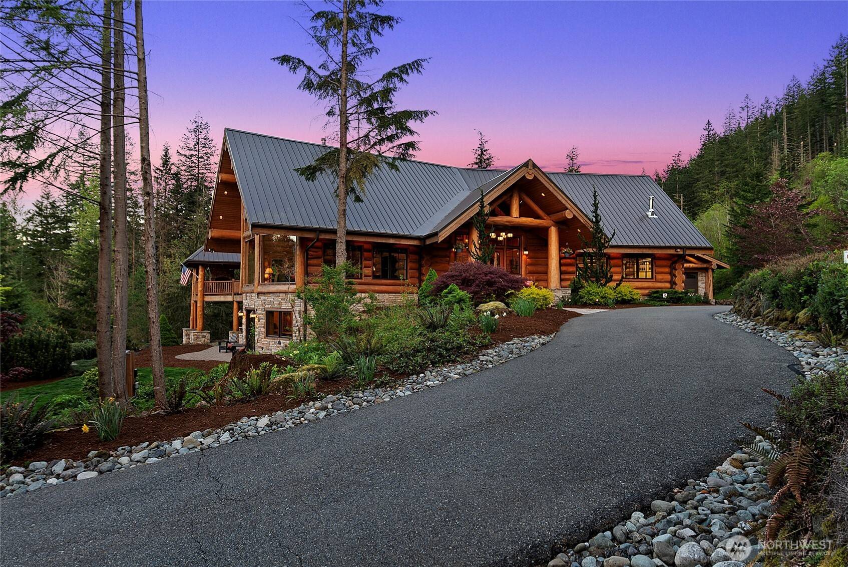 North Bend, WA 98045,16323 Reserve DR SE