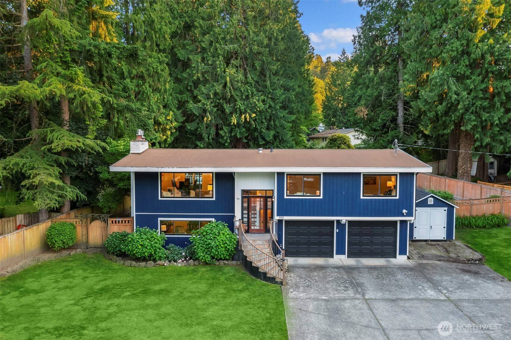 Issaquah, WA 98027,1005 Mountain Park BLVD SW