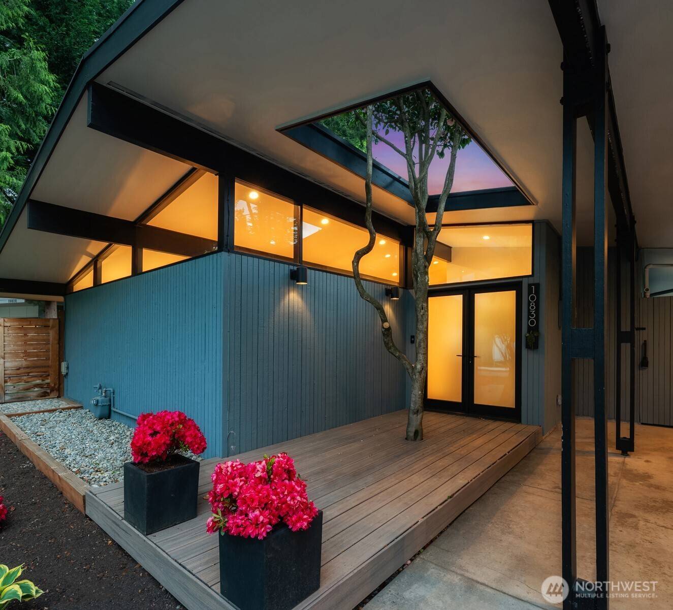 Bellevue, WA 98004,10830 SE 2nd ST