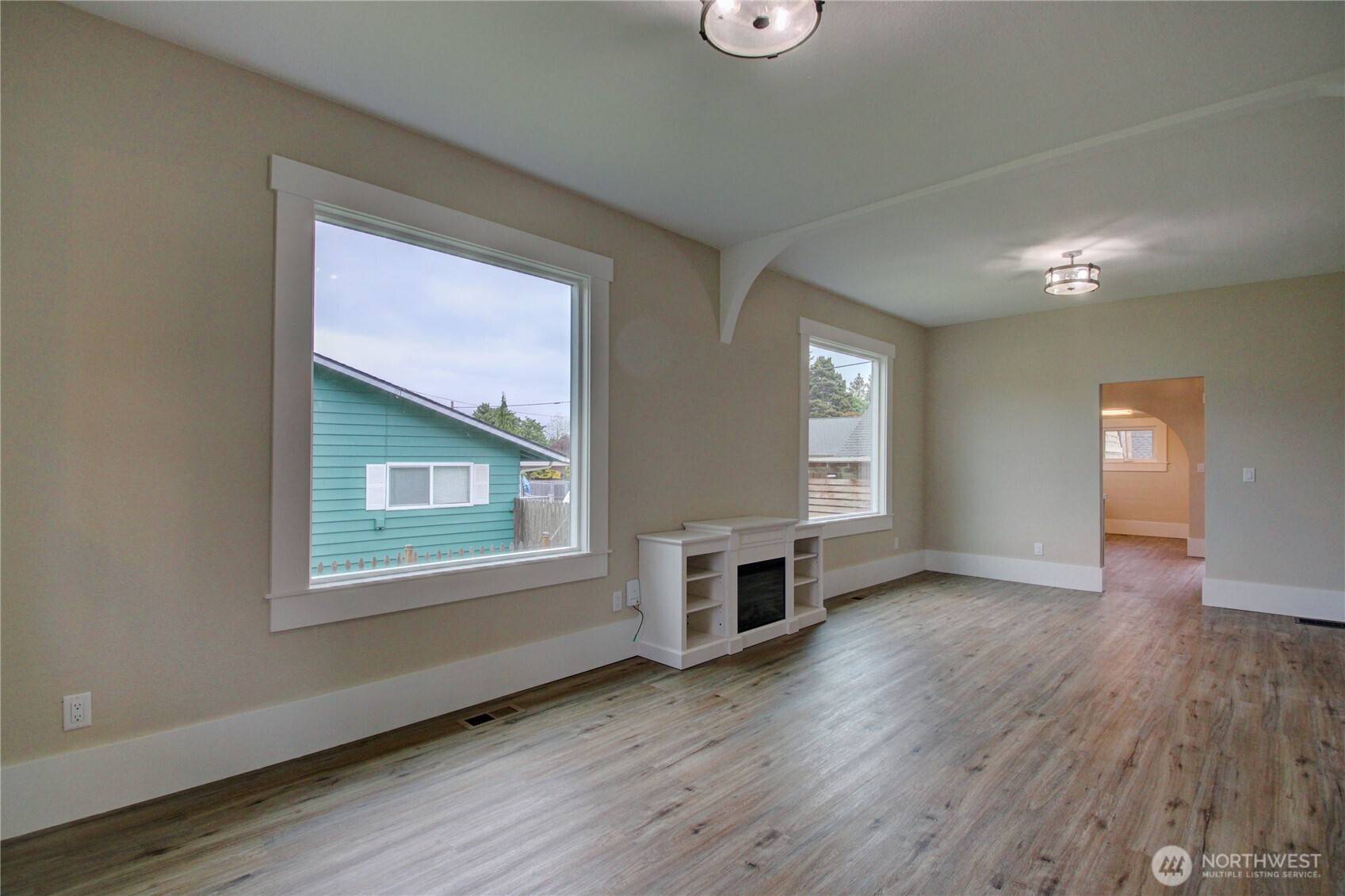 Anacortes, WA 98221,1813 10th ST
