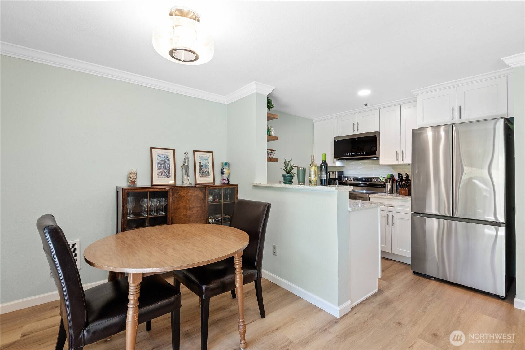 Kirkland, WA 98034,12515 109th Ct NE #B104