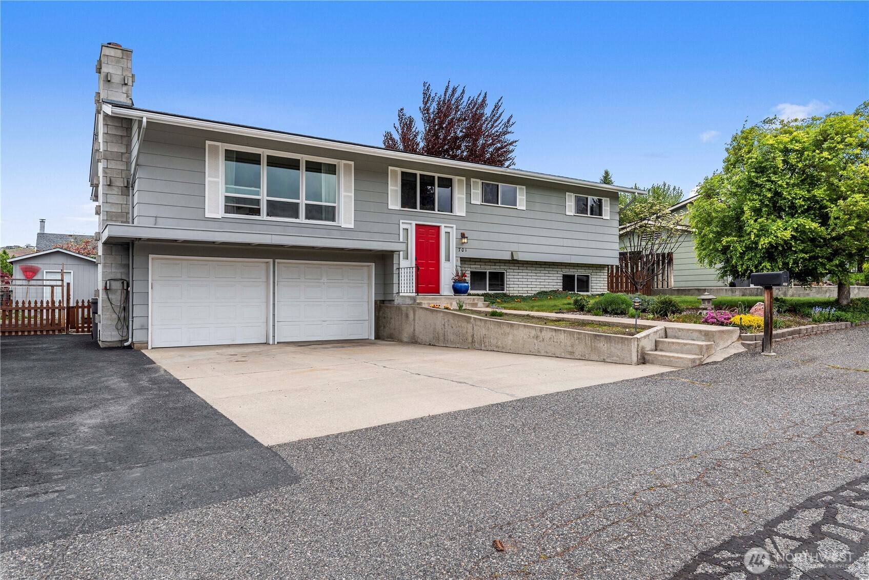 East Wenatchee, WA 98802,701 Gormley ST NE