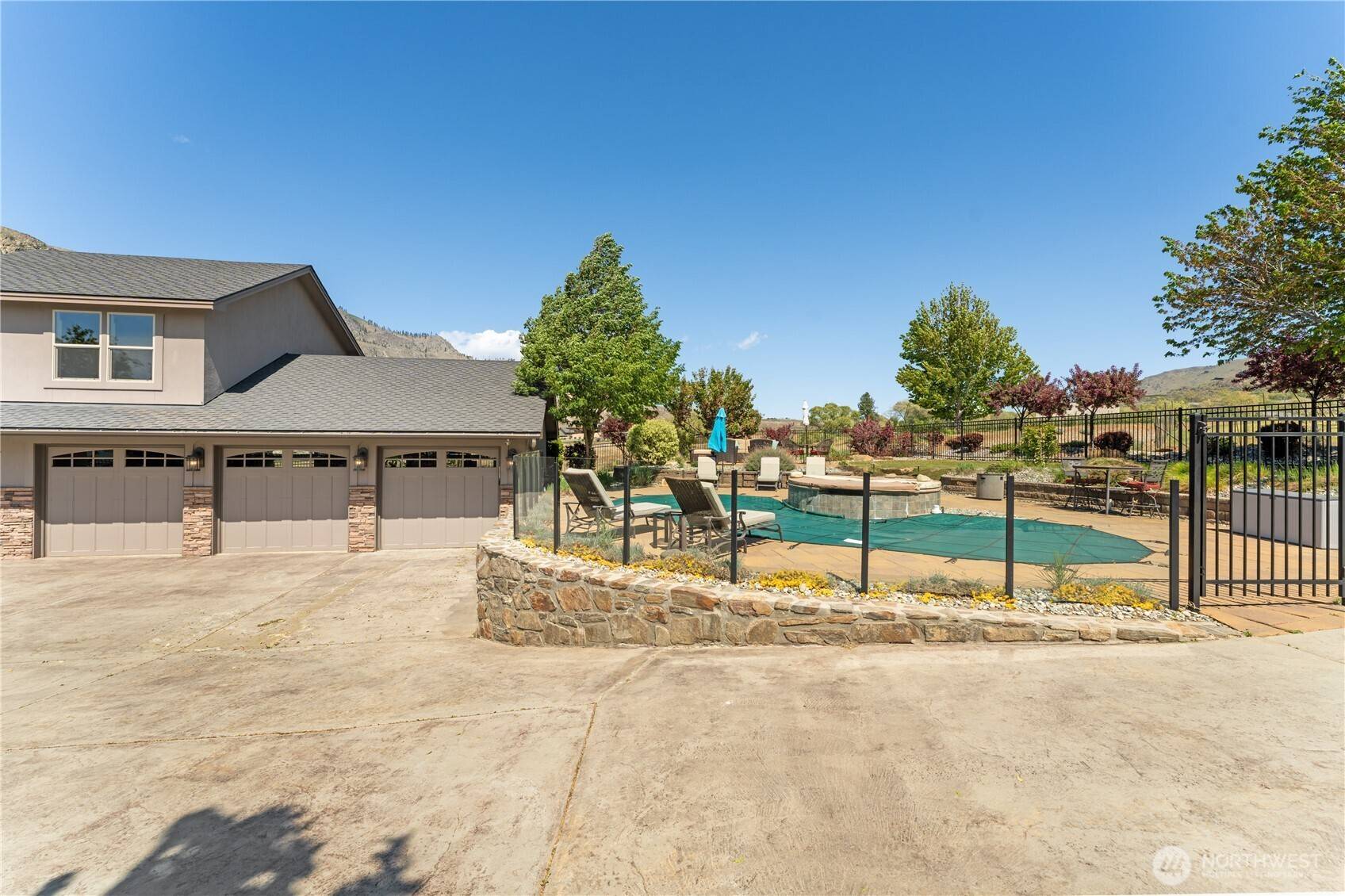 Orondo, WA 98843,31 S Shore DR