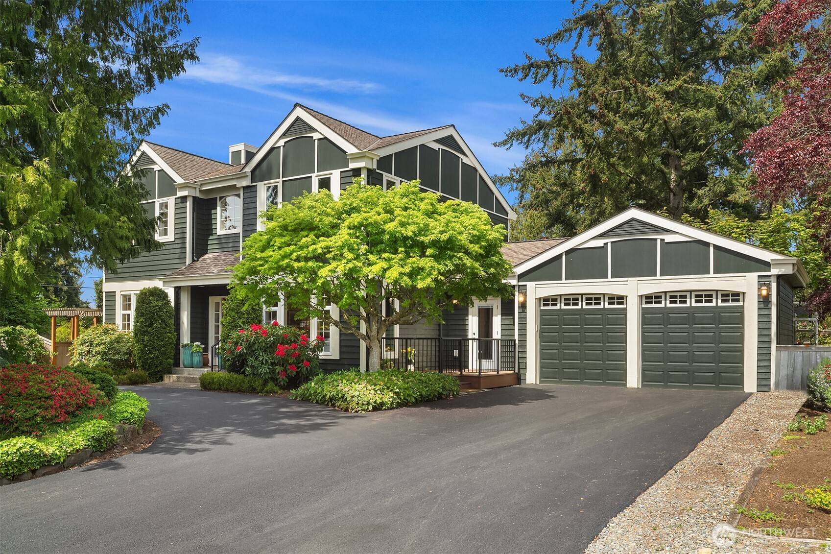 Edmonds, WA 98020,809 14th ST SW