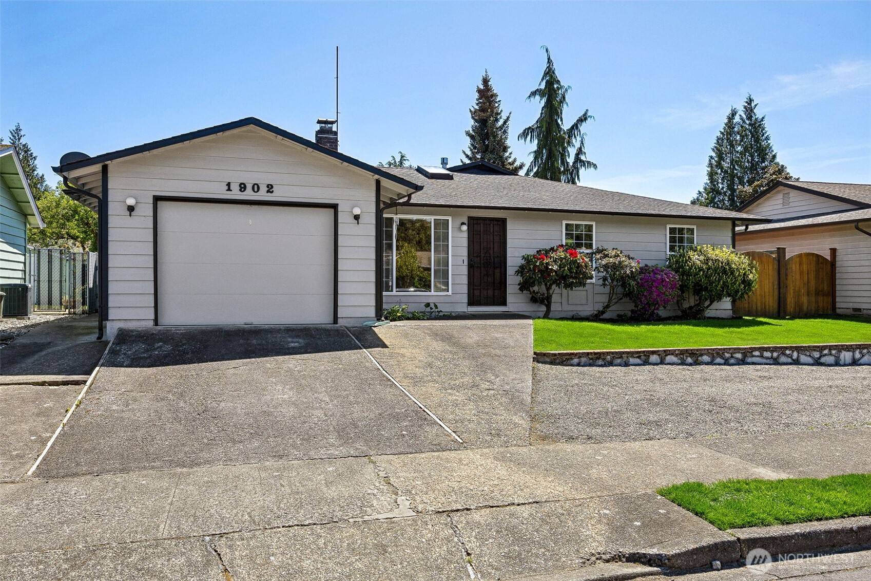 Auburn, WA 98002,1902 21st ST NE