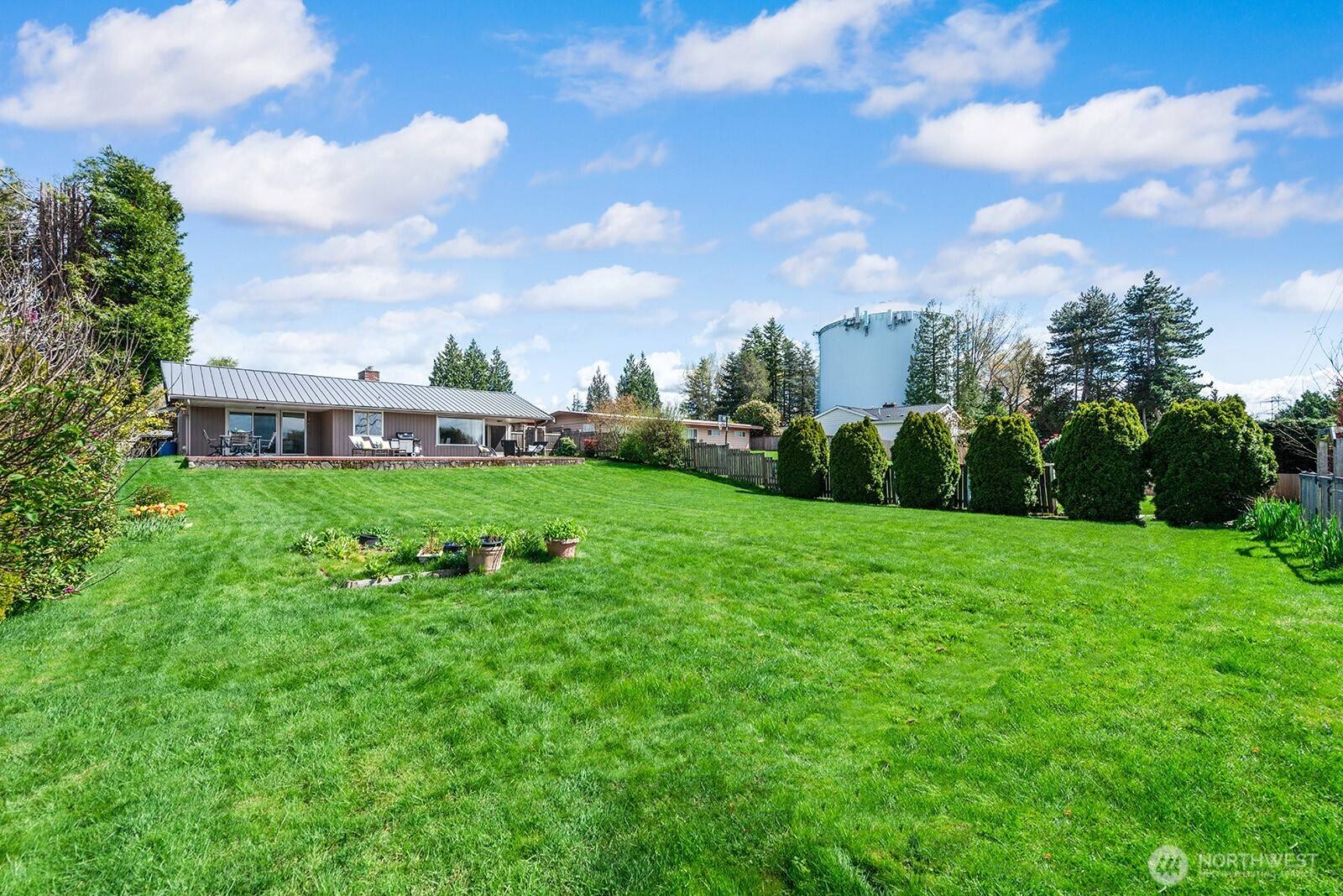 Bellevue, WA 98005,1817 125th AVE SE
