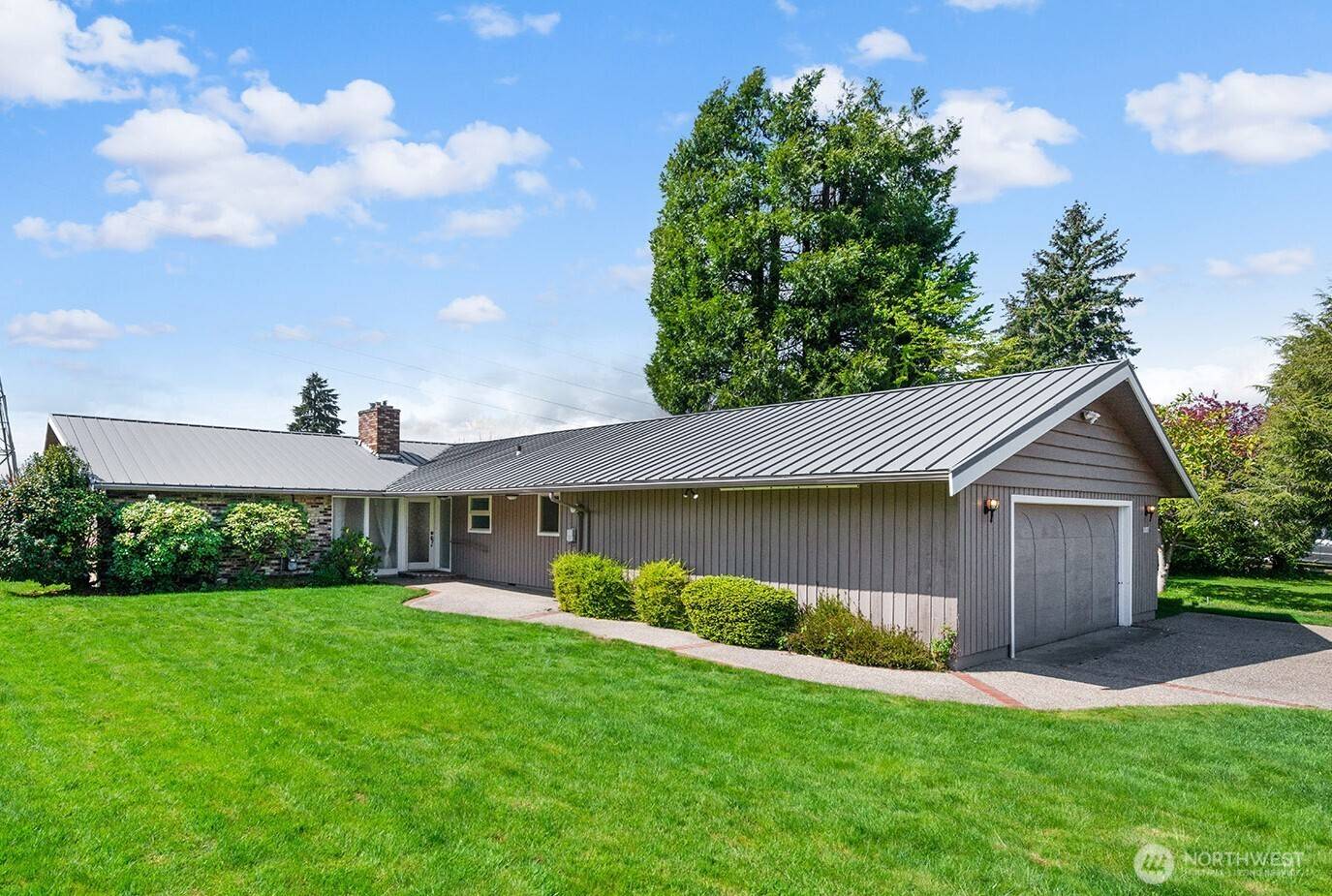 Bellevue, WA 98005,1817 125th AVE SE