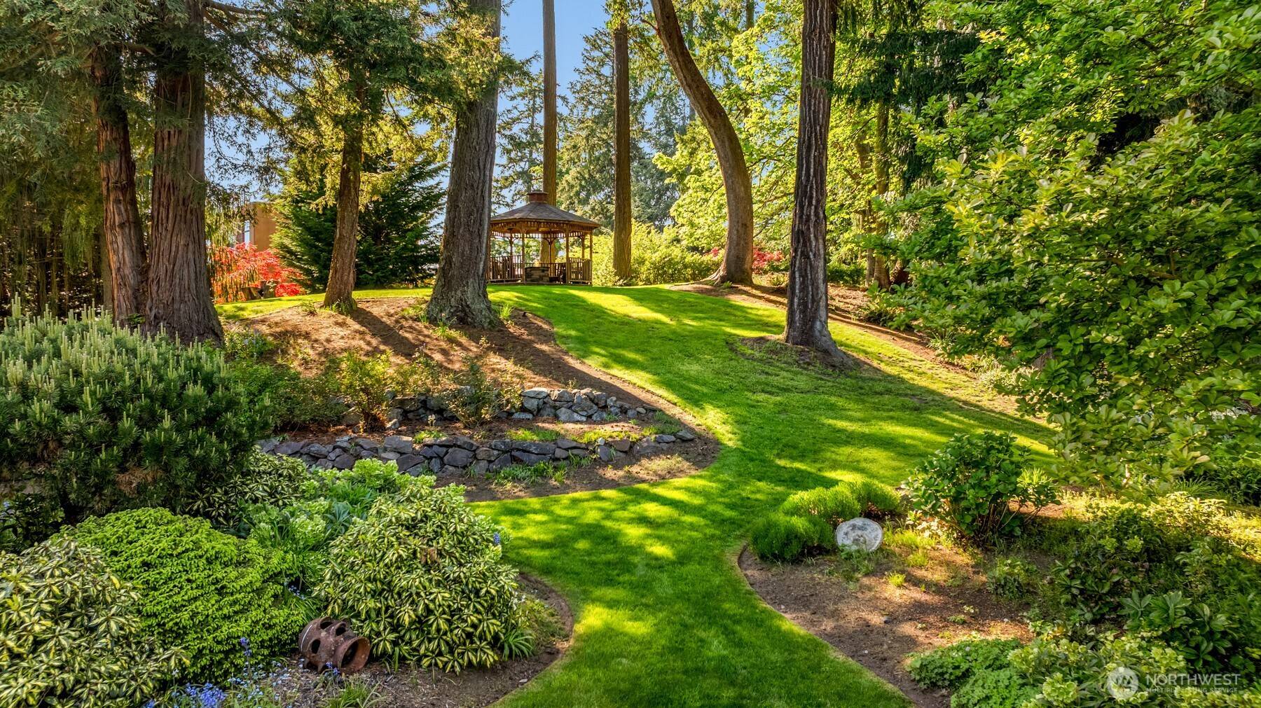 Bellevue, WA 98004,401 Detwiller LN
