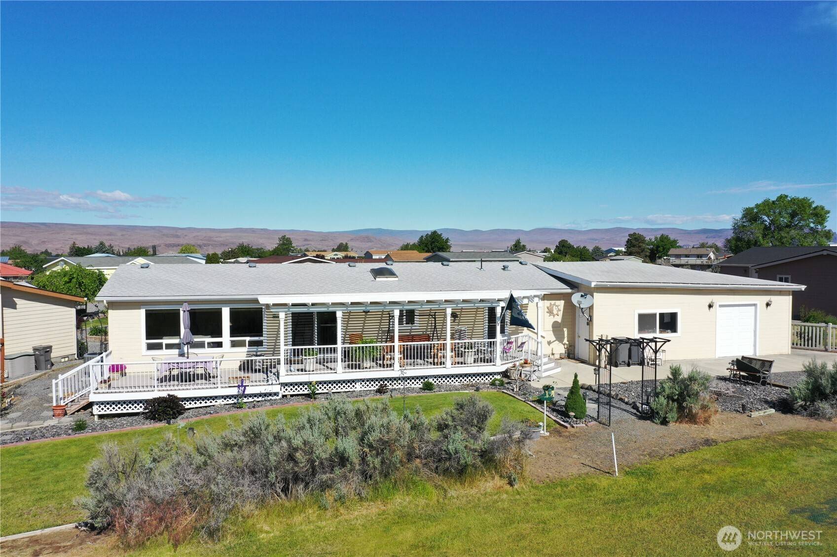 Mattawa, WA 99349,327 Buttercup LN SW