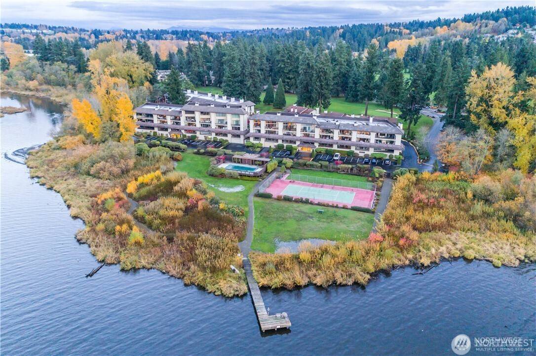 Kenmore, WA 98028,16925 Inglewood RD NE #B-103