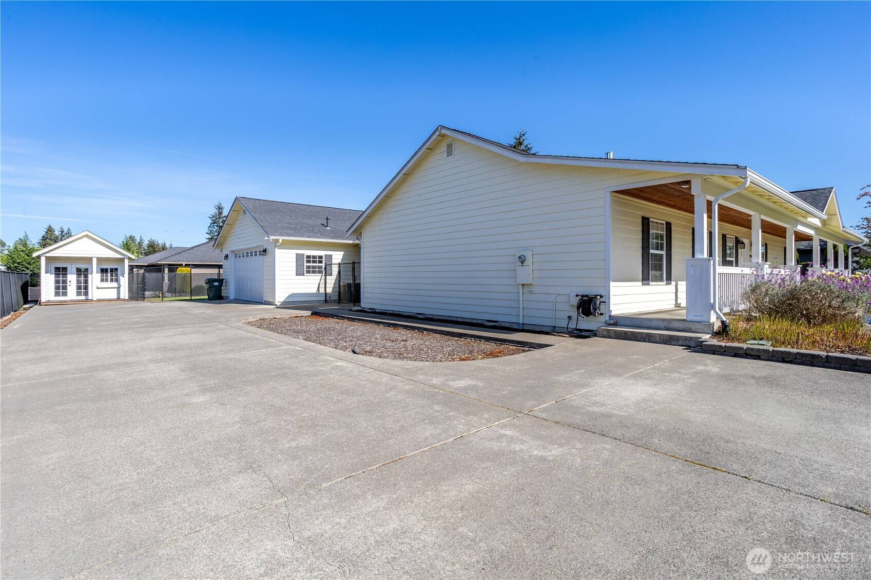 Centralia, WA 98531,900 Pheasant RD