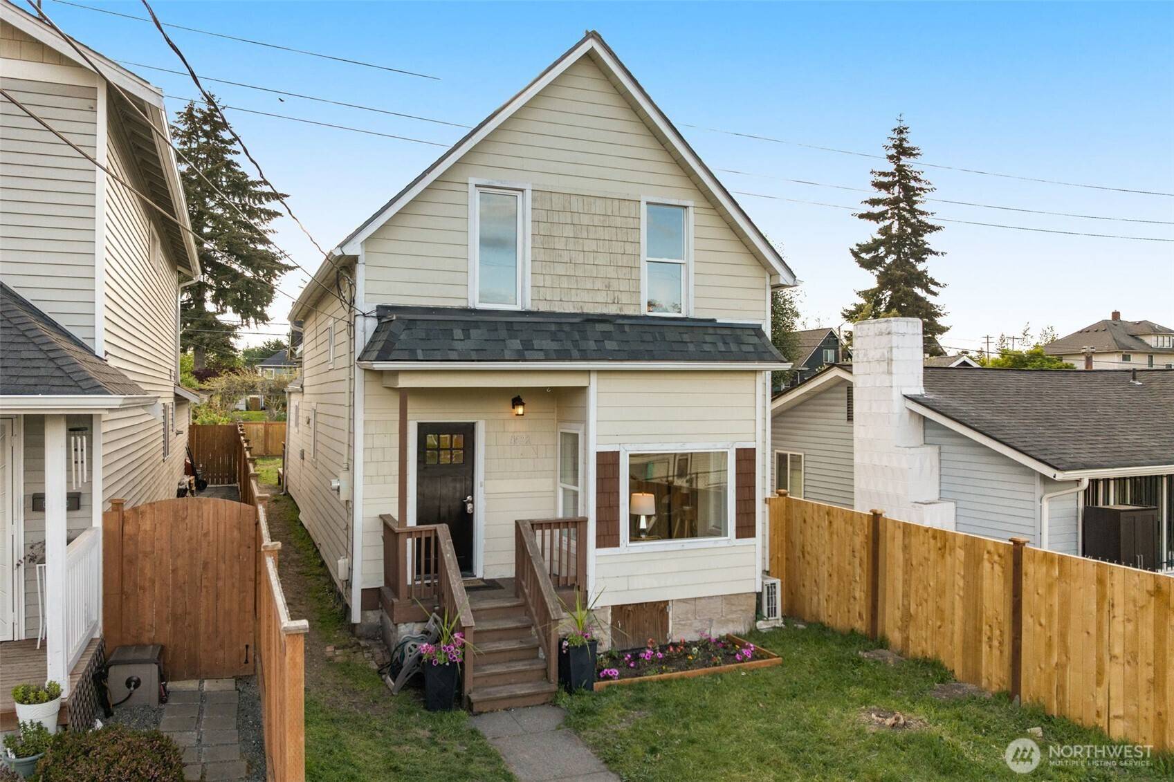 Tacoma, WA 98405,1422 S M ST