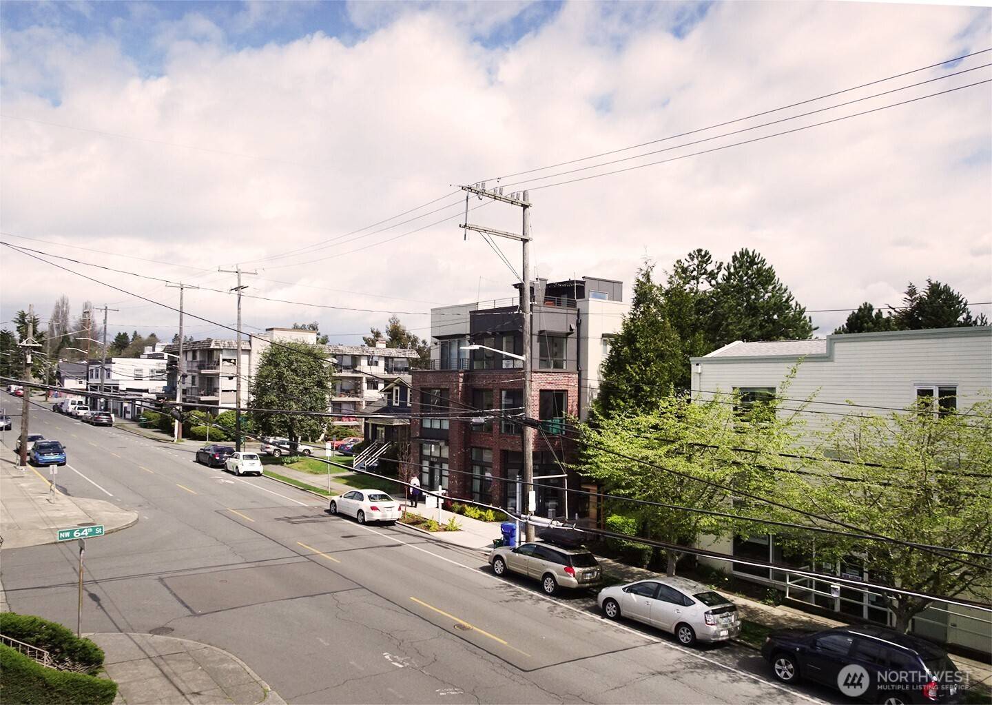 Seattle, WA 98107,3203 NW 64th ST #9