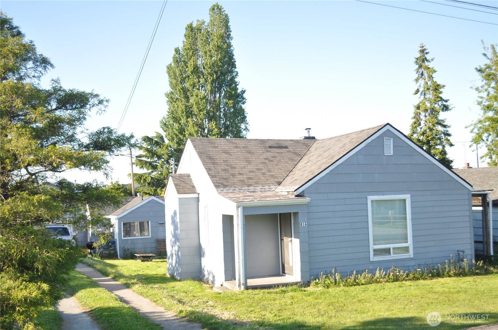 Anacortes, WA 98221,816 34th ST