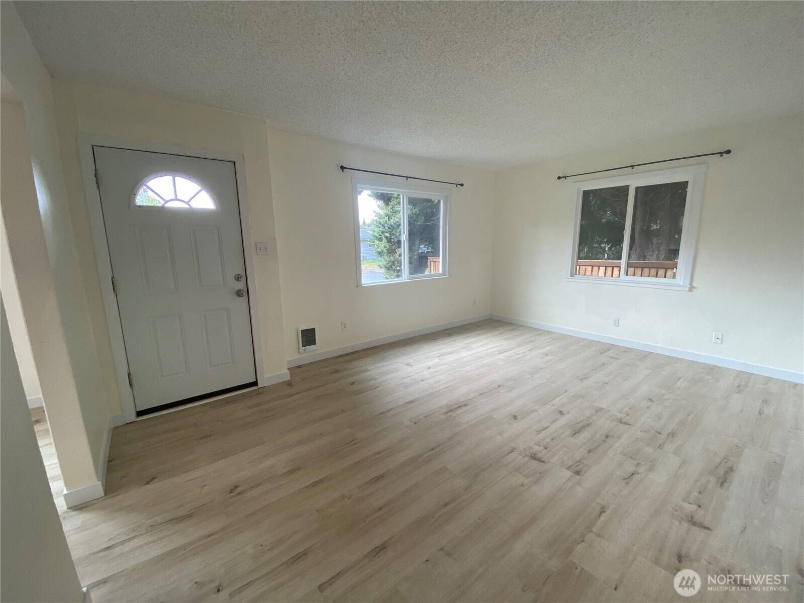Tacoma, WA 98407,5719 N 43RD ST