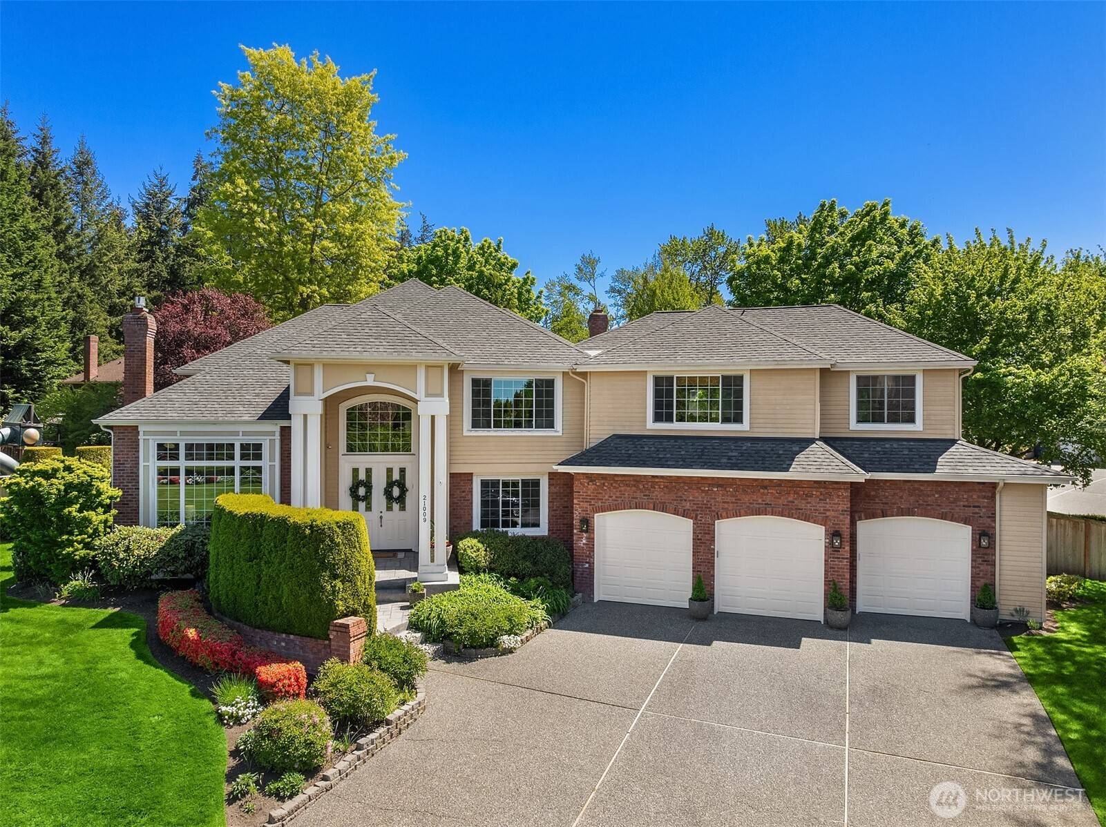 Sammamish, WA 98074,21009 SE 3rd WAY