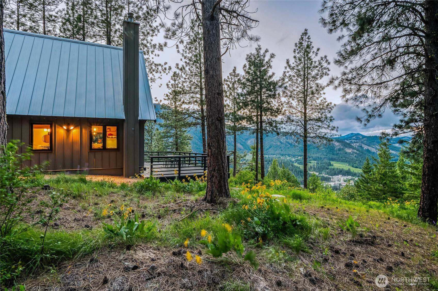 Leavenworth, WA 98826,981 Nighthawk Ridge LN
