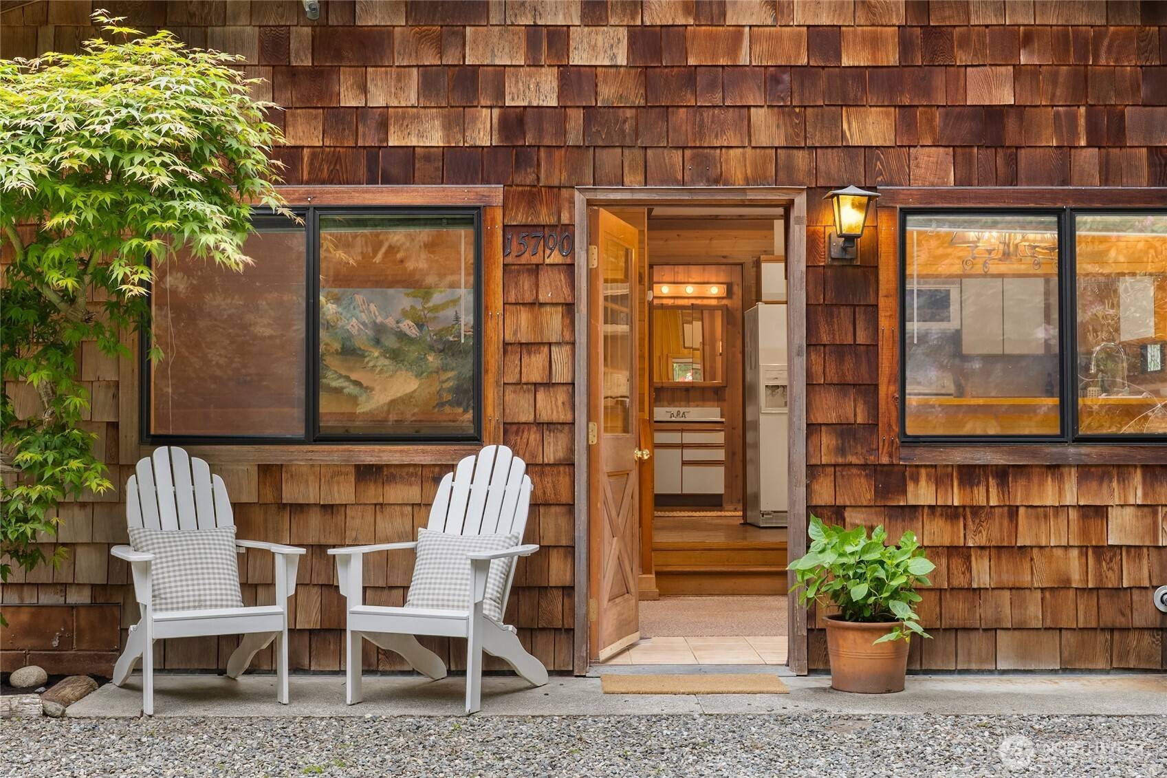Bainbridge Island, WA 98110,15790 Agatewood RD NE