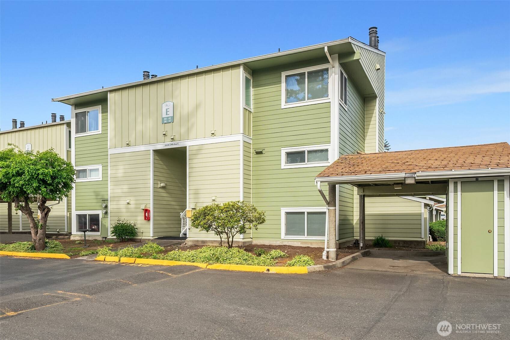 Des Moines, WA 98198,22240 24th AVE S #E36