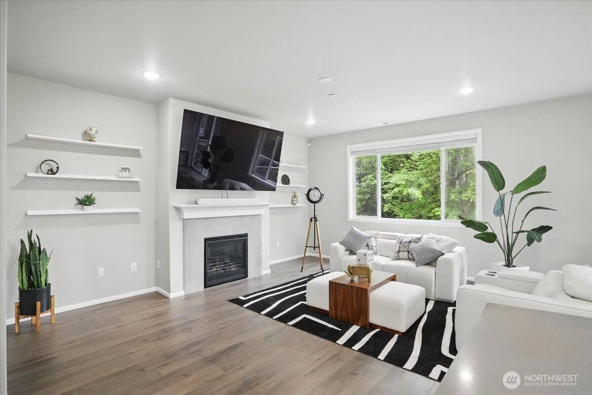 Bothell, WA 98012,19431 9th AVE SE