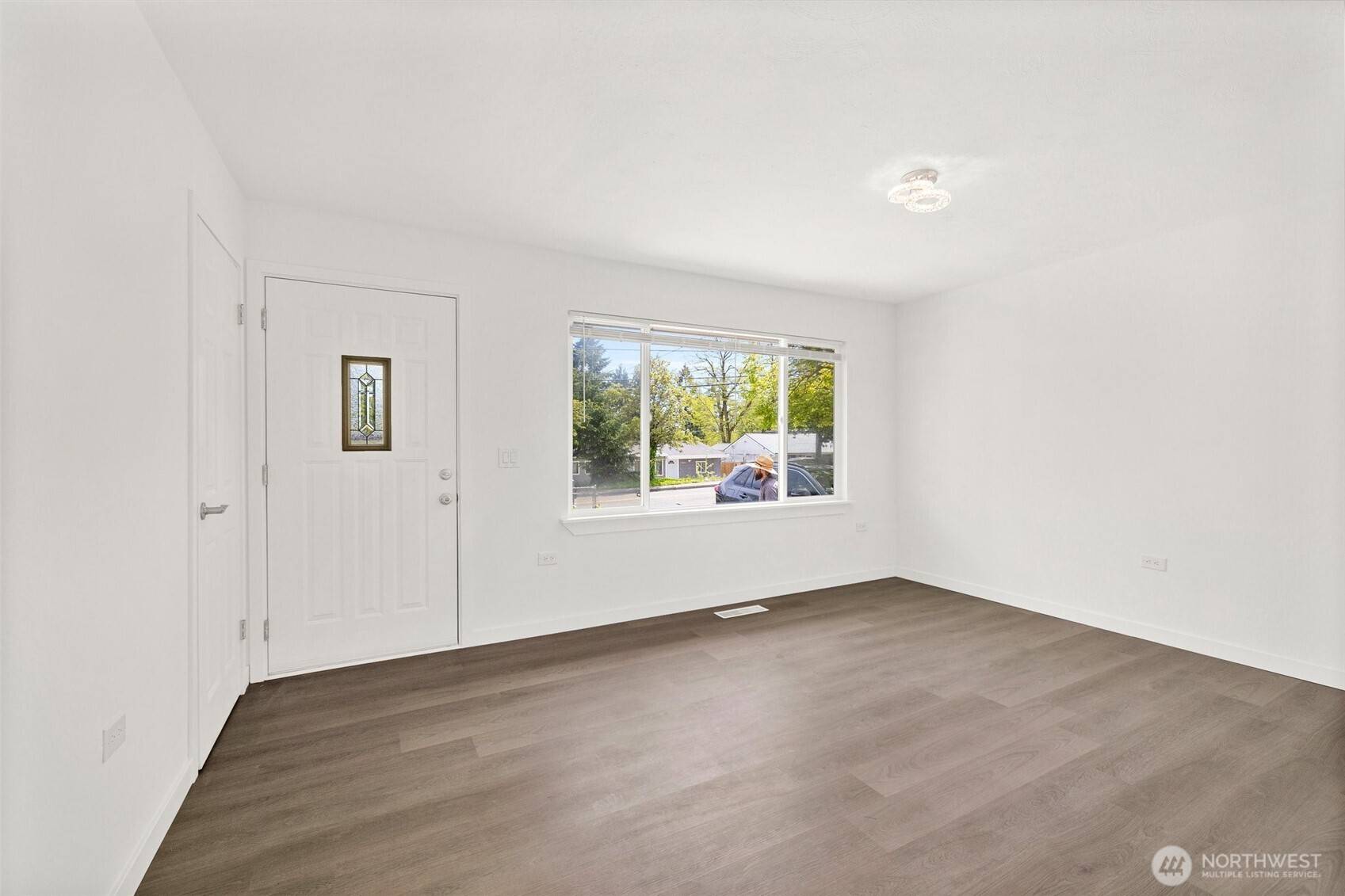 Burien, WA 98146,13223 4th AVE SW