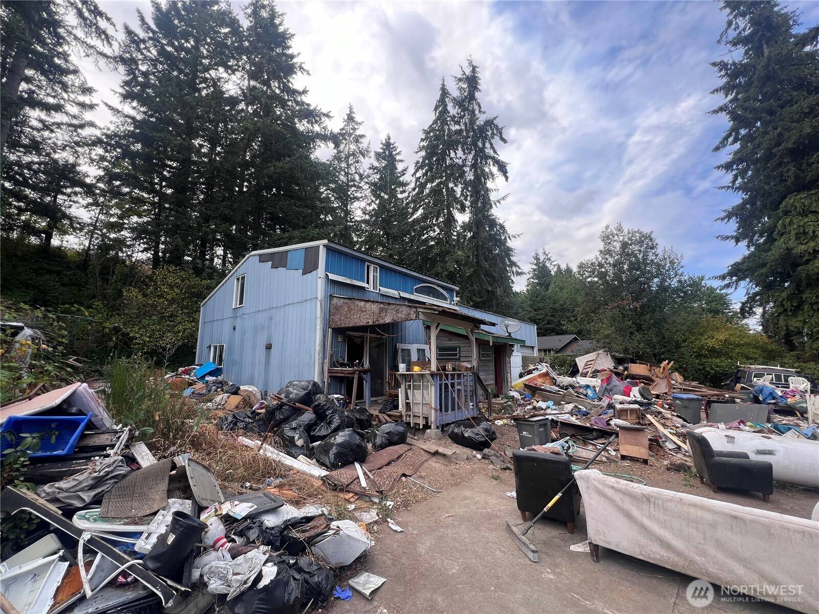 Bremerton, WA 98406,5311 Beach DR