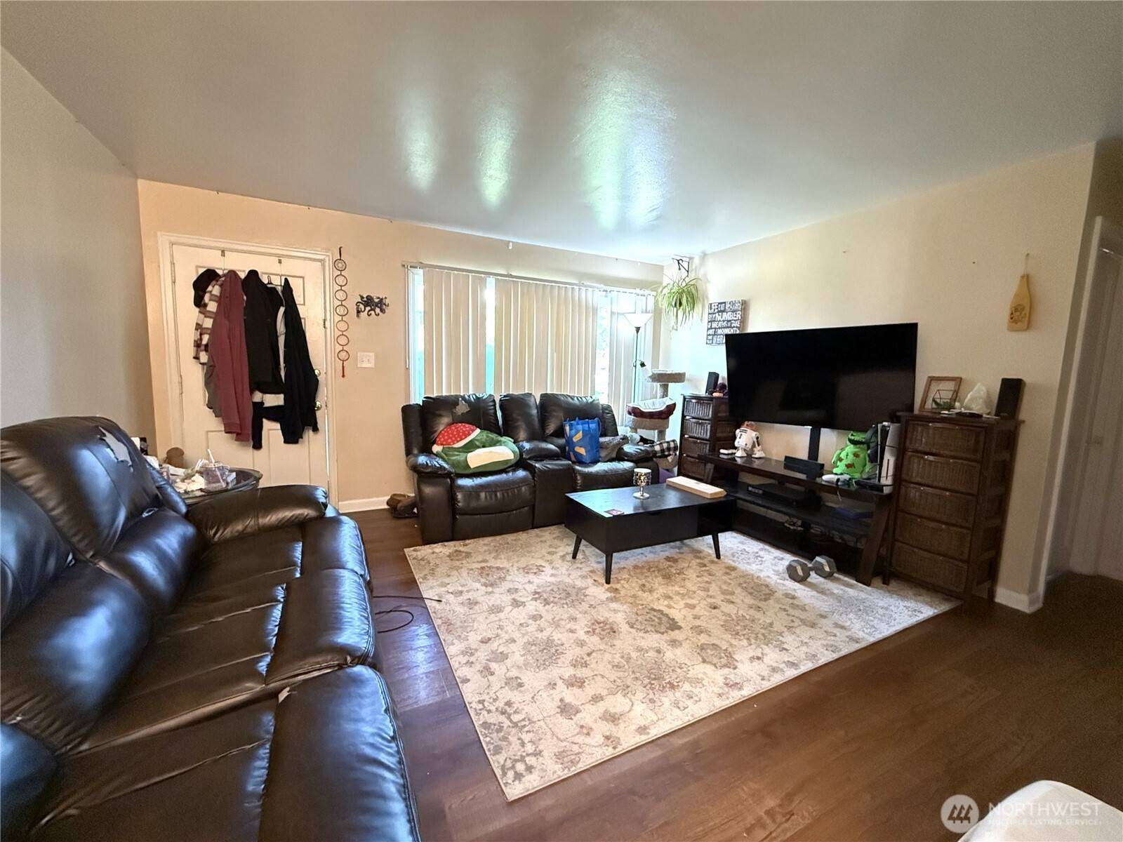 Longview, WA 98632,1015 18th AVE