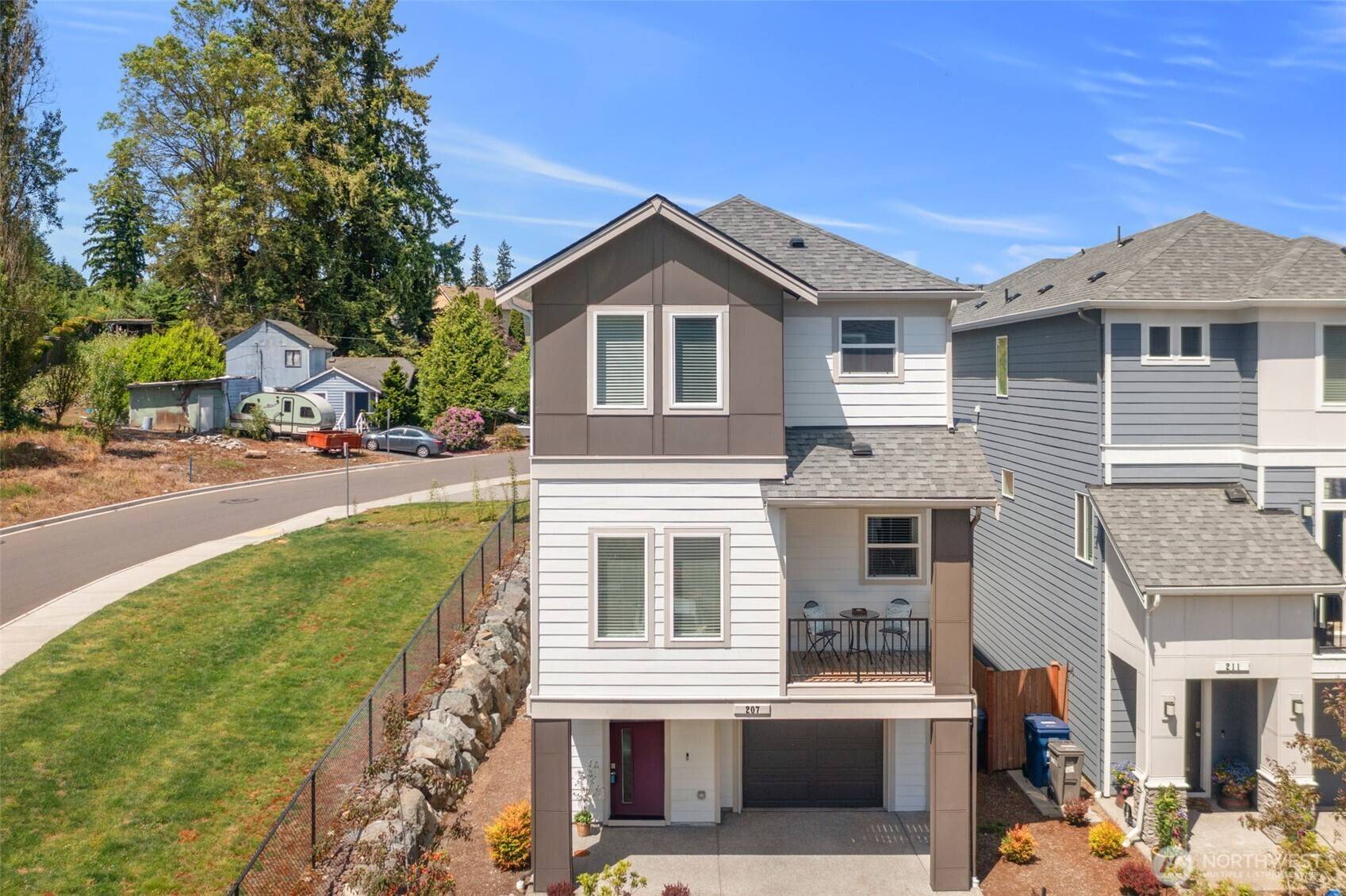 Bothell, WA 98012,207 207th ST SE #EH49