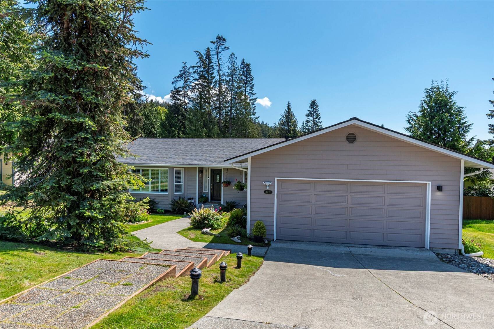 Anacortes, WA 98221,4503 Bryce DR