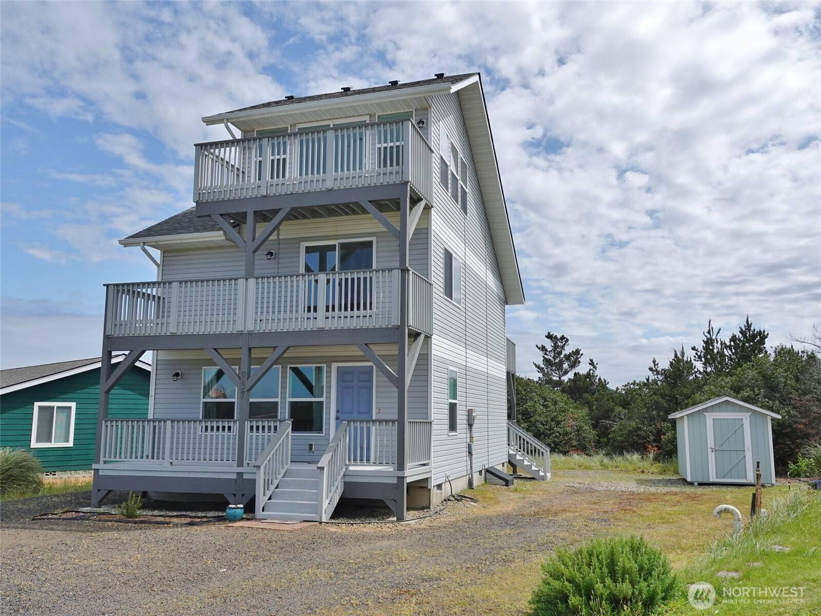 Ocean Shores, WA 98569,957 Sea Urchin CT SW