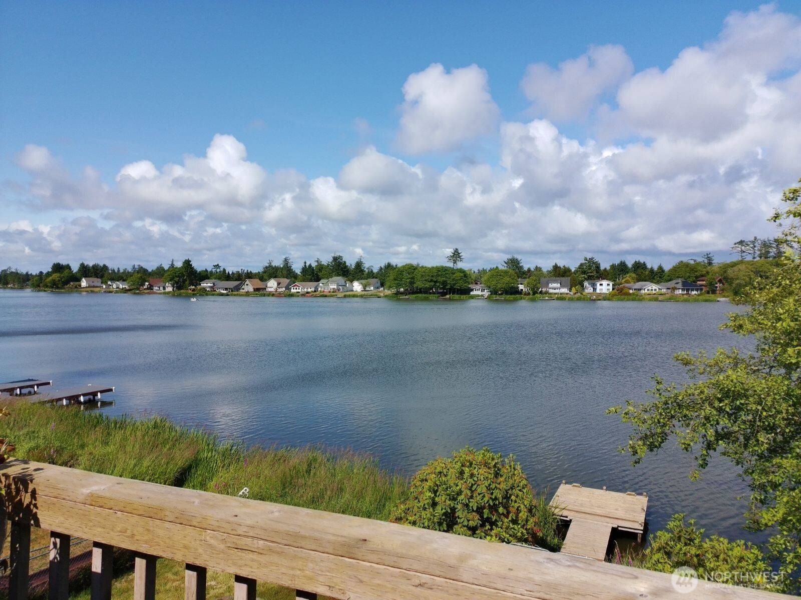 Ocean Shores, WA 98569,712 Mt Olympus AVE SE