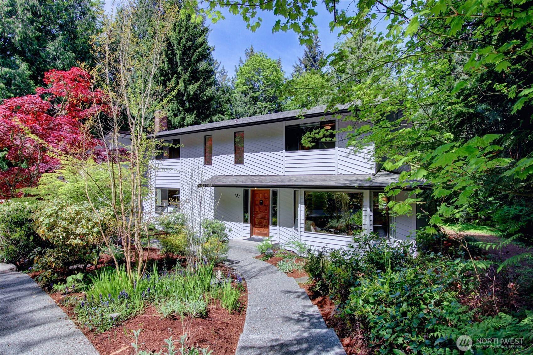 Mount Vernon, WA 98273,121 N 39th PL