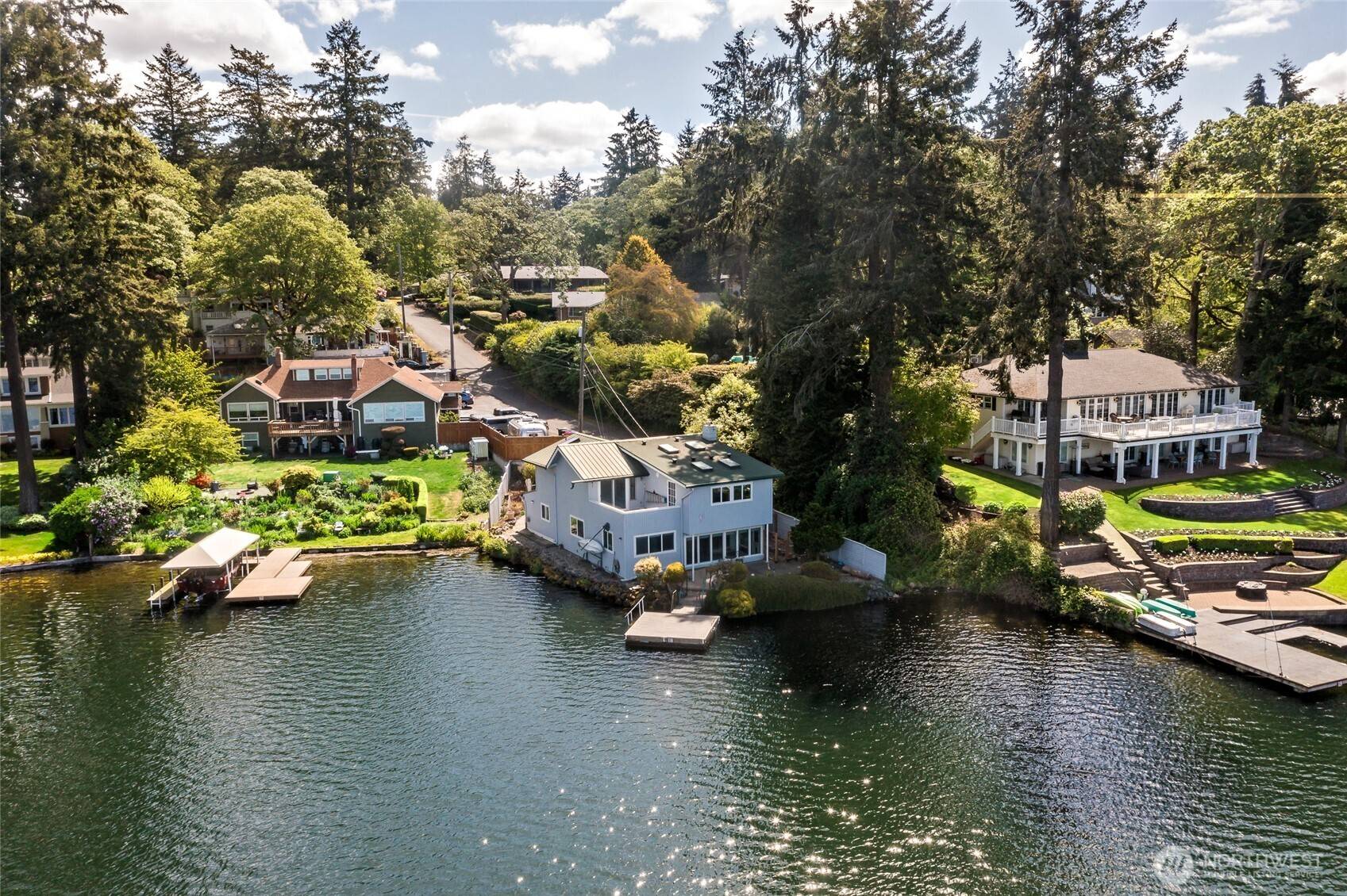 Lakewood, WA 98499,6727 Lake AVE SW