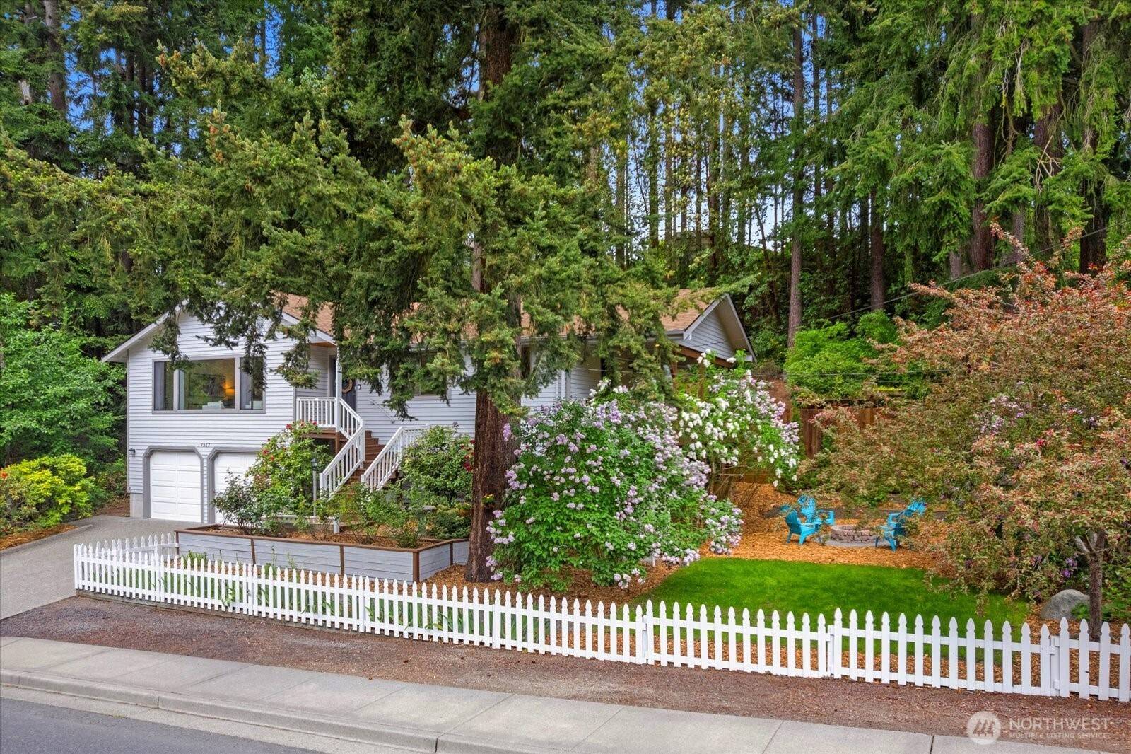 Edmonds, WA 98026,7517 Olympic View DR